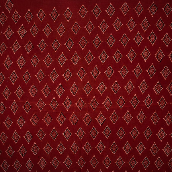 Maroon Color Double Kaam Vegetable Print Gamathi Cotton Fabric